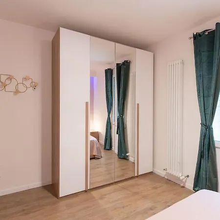 Enjoy - Elegante Con Giardino Apartment *