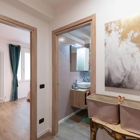 Enjoy - Elegante Con Giardino Apartment