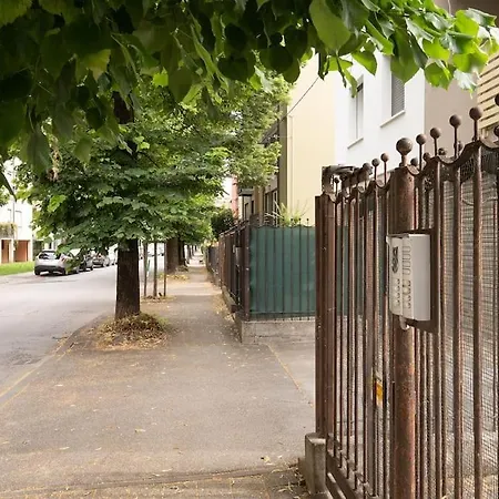 Enjoy - Elegante Con Giardino Apartment Padova